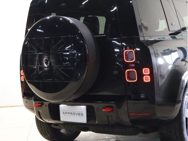 ROVER DEFENDER