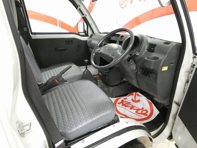 PIXIS truck 4WD