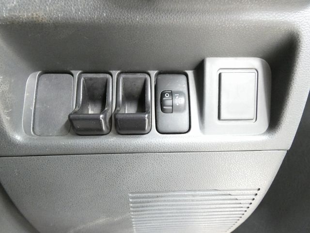 PIXIS truck 4WD