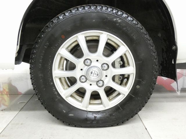 PIXIS truck 4WD