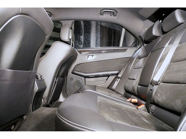 MERCEDES BENZ E class sedan