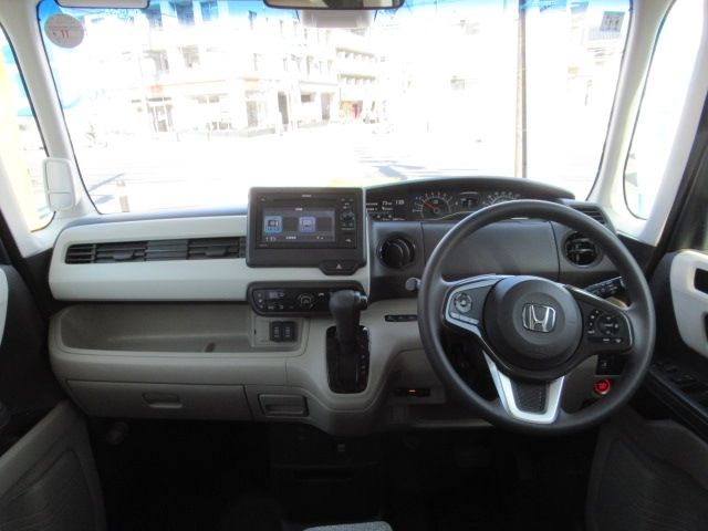 N BOX