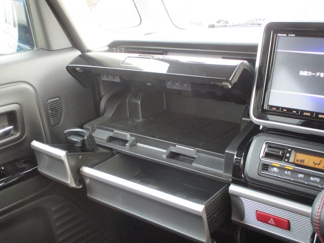 Spacia custom