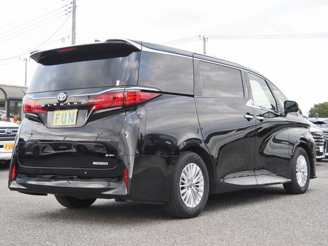 ALPHARD hybrid