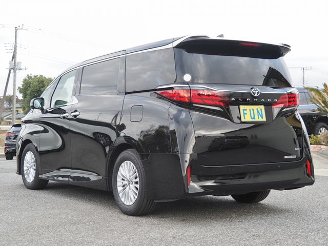 ALPHARD hybrid