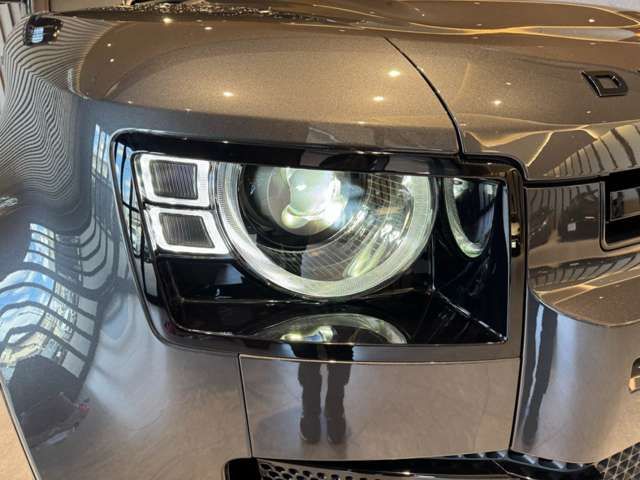 ROVER DEFENDER