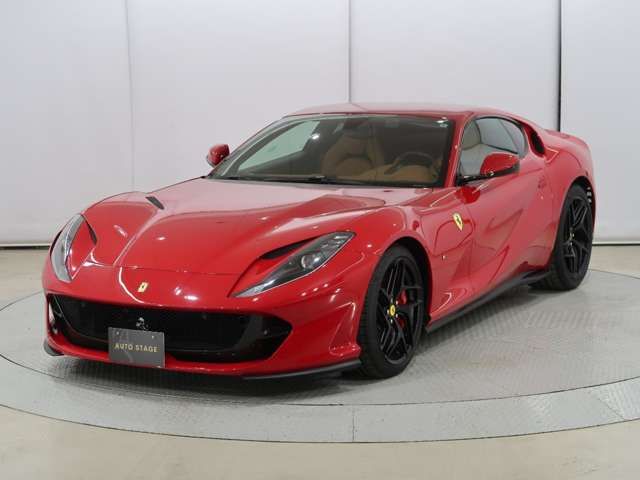 FERRARI 812 Superfast
