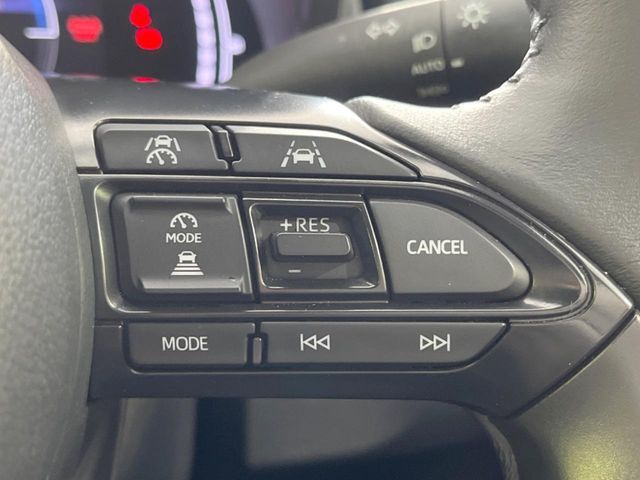 YARIS CROSS HYBRID