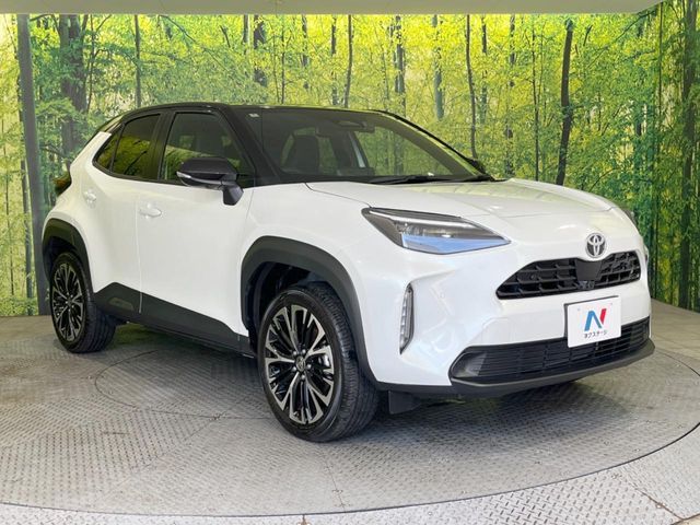 YARIS CROSS HYBRID