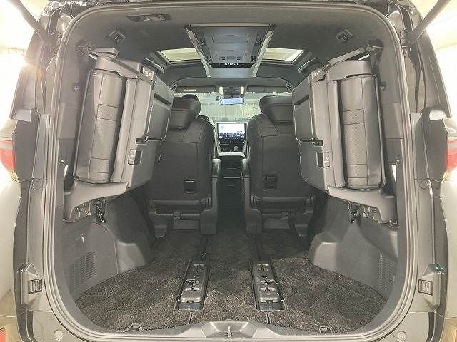 VELLFIRE HYBRID
