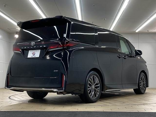 VELLFIRE HYBRID