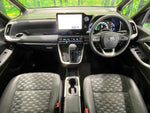 VOXY HYBRID