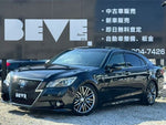 CROWN sedan hybrid