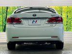 CROWN sedan hybrid