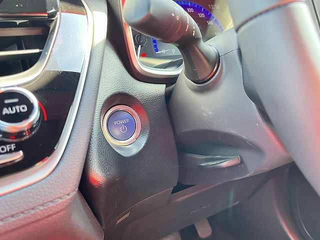 COROLLA CROSS HYBRID