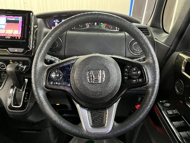 N-BOX CUSTOM