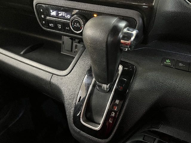 N-BOX CUSTOM