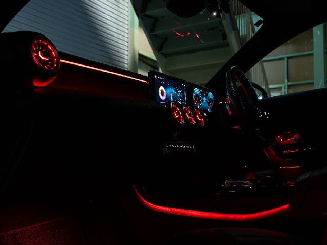 MERCEDES BENZ CLA Shooting Brake