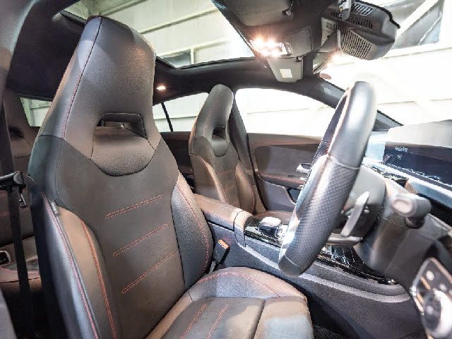 MERCEDES BENZ CLA Shooting Brake