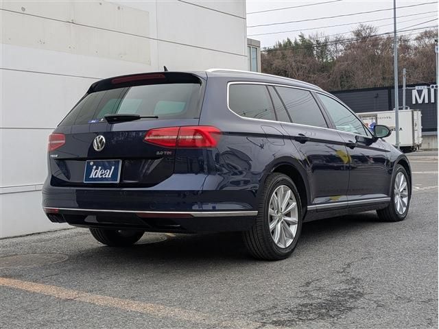 VOLKSWAGEN PASSAT VARIANT