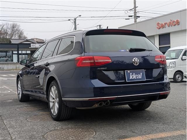 VOLKSWAGEN PASSAT VARIANT