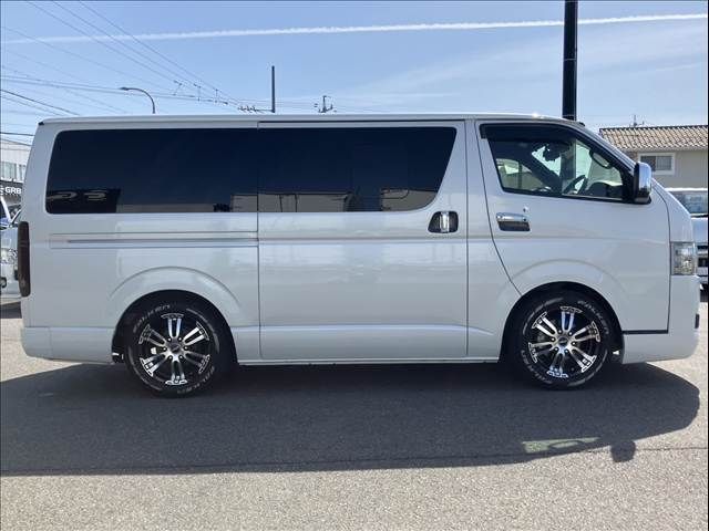 HIACE van 2WD