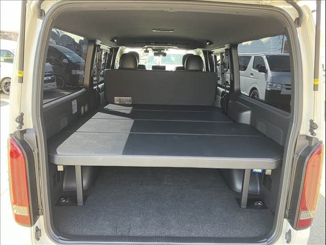 HIACE van 2WD