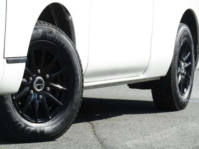 NV350 CARAVAN 4WD