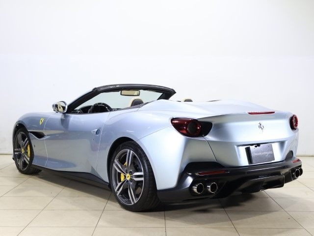 FERRARI Portofino