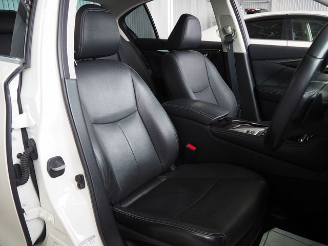 SKYLINE HYBRID 4WD
