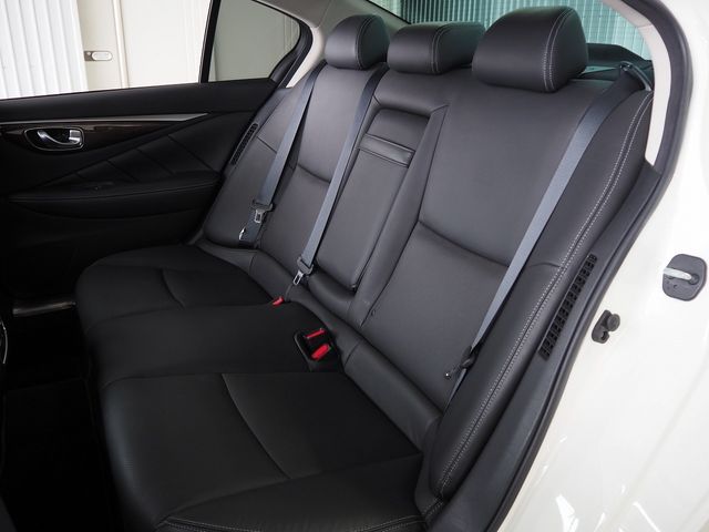 SKYLINE HYBRID 4WD