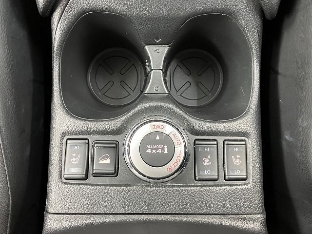 X-TRAIL 4WD