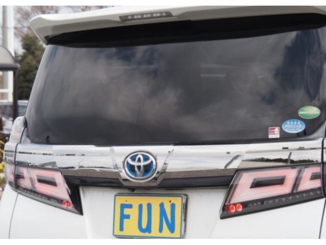 VELLFIRE HYBRID 4WD