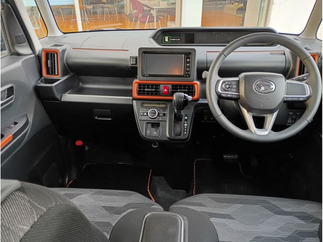 TANTO FAN CROSS 4WD