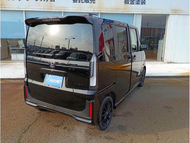 N BOX CUSTOM