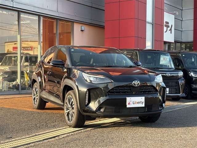 YARIS CROSS