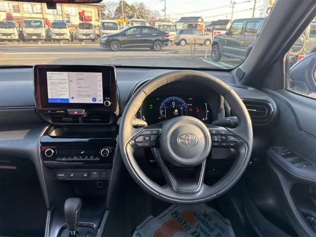 YARIS CROSS