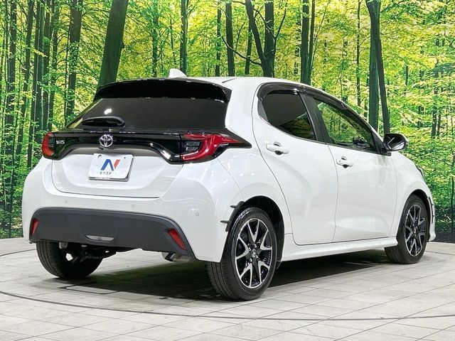 YARIS