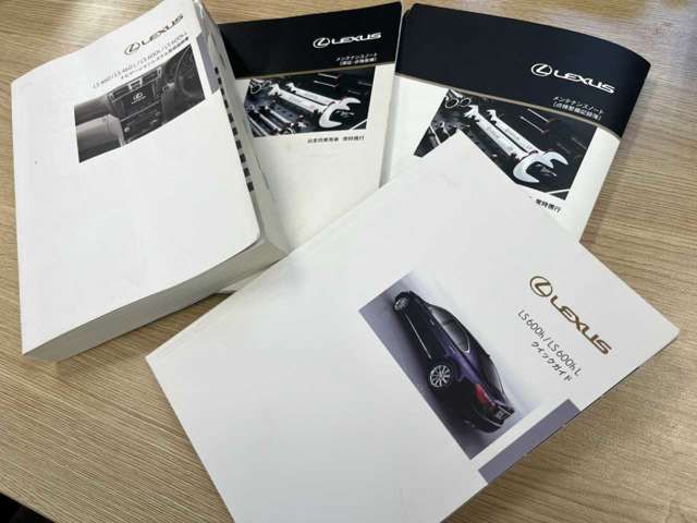 LEXUS LS600hL