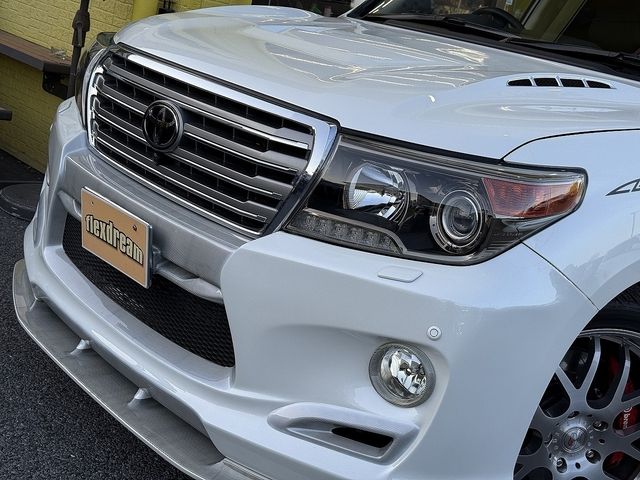 LANDCRUISER wagon