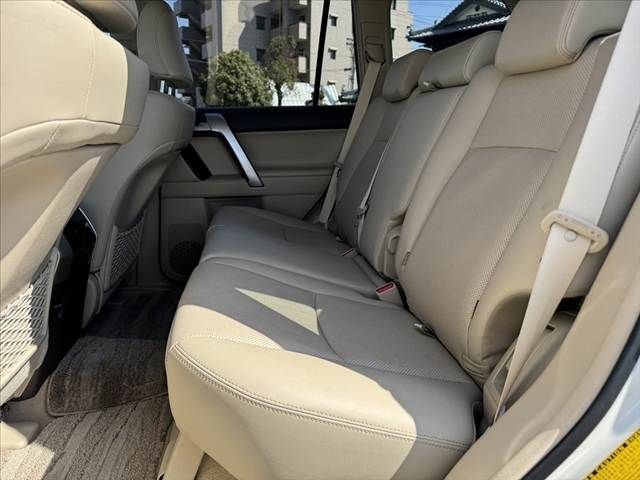 LANDCRUISER PRADO
