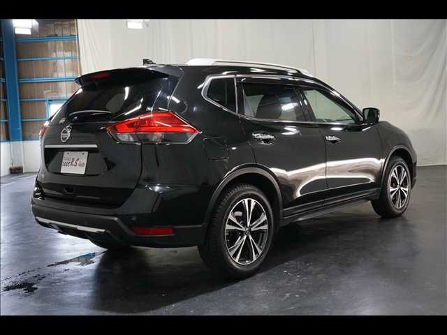 X-TRAIL 2WD