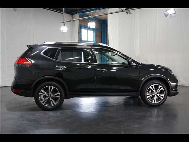 X-TRAIL 2WD
