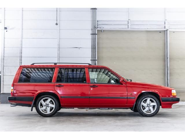 VOLVO 940 ESTATE