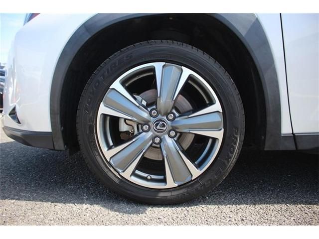 LEXUS UX300e