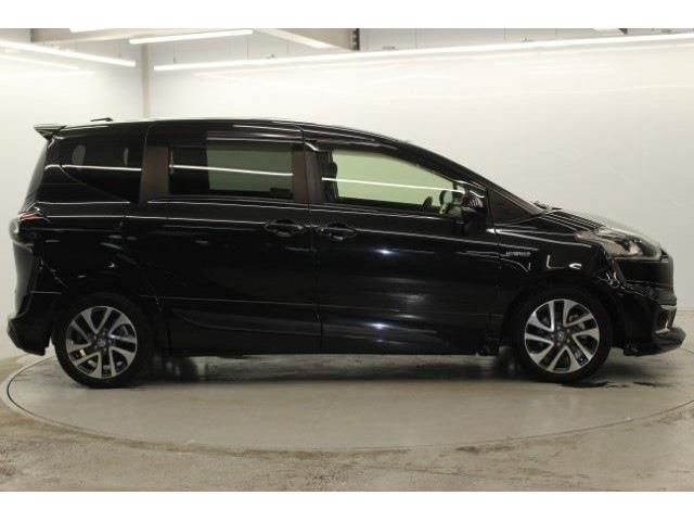 SIENTA HYBRID