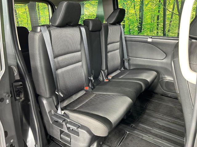 SERENA  S-HYBRID 4WD