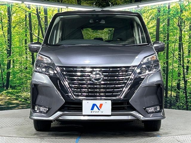 SERENA  S-HYBRID 4WD