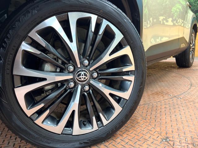 YARIS CROSS HYBRID