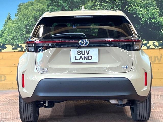 YARIS CROSS HYBRID